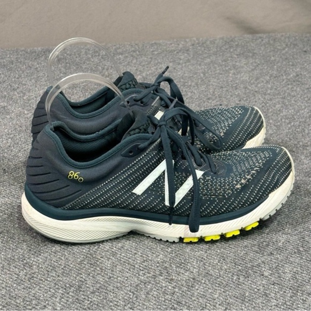 New Balance Shoes Men’s 8.5 Running Sneakers 860 V10 Trainers Lace Up Blue White